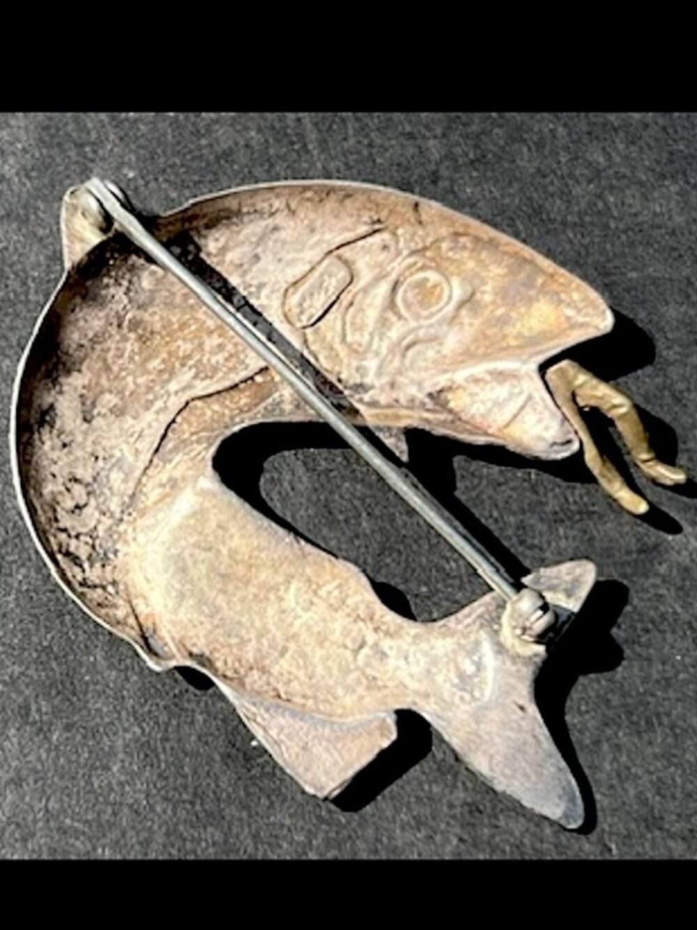 Vintage Modernist Fish Pin by Linda Hesh UNISEXY - Picture 3 of 7
